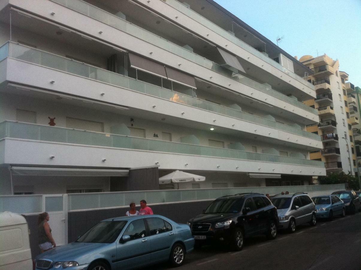 Apartamento Cala Blanca Solo Familias กันดิอา ภายนอก รูปภาพ